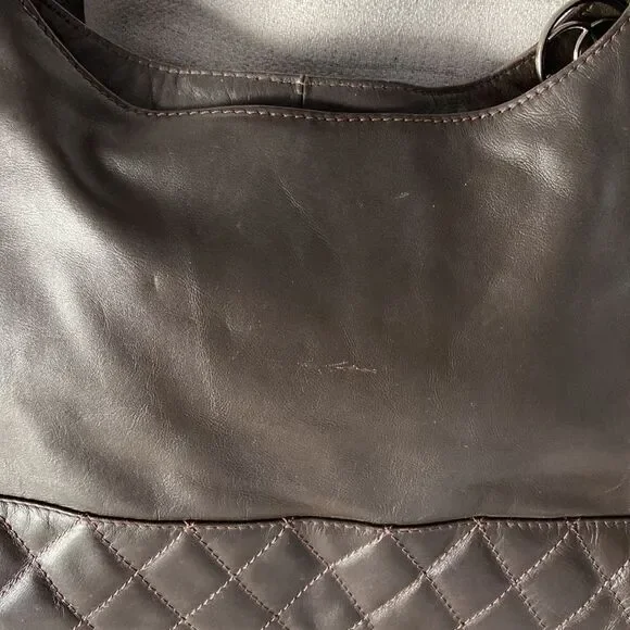 Chanel Lamb skin should’ve back zipper closure silver details chocolate color - Picture 8 of 17